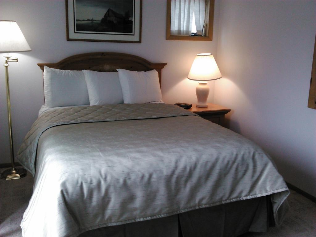 Hilltop Inn Fish Creek Quarto foto